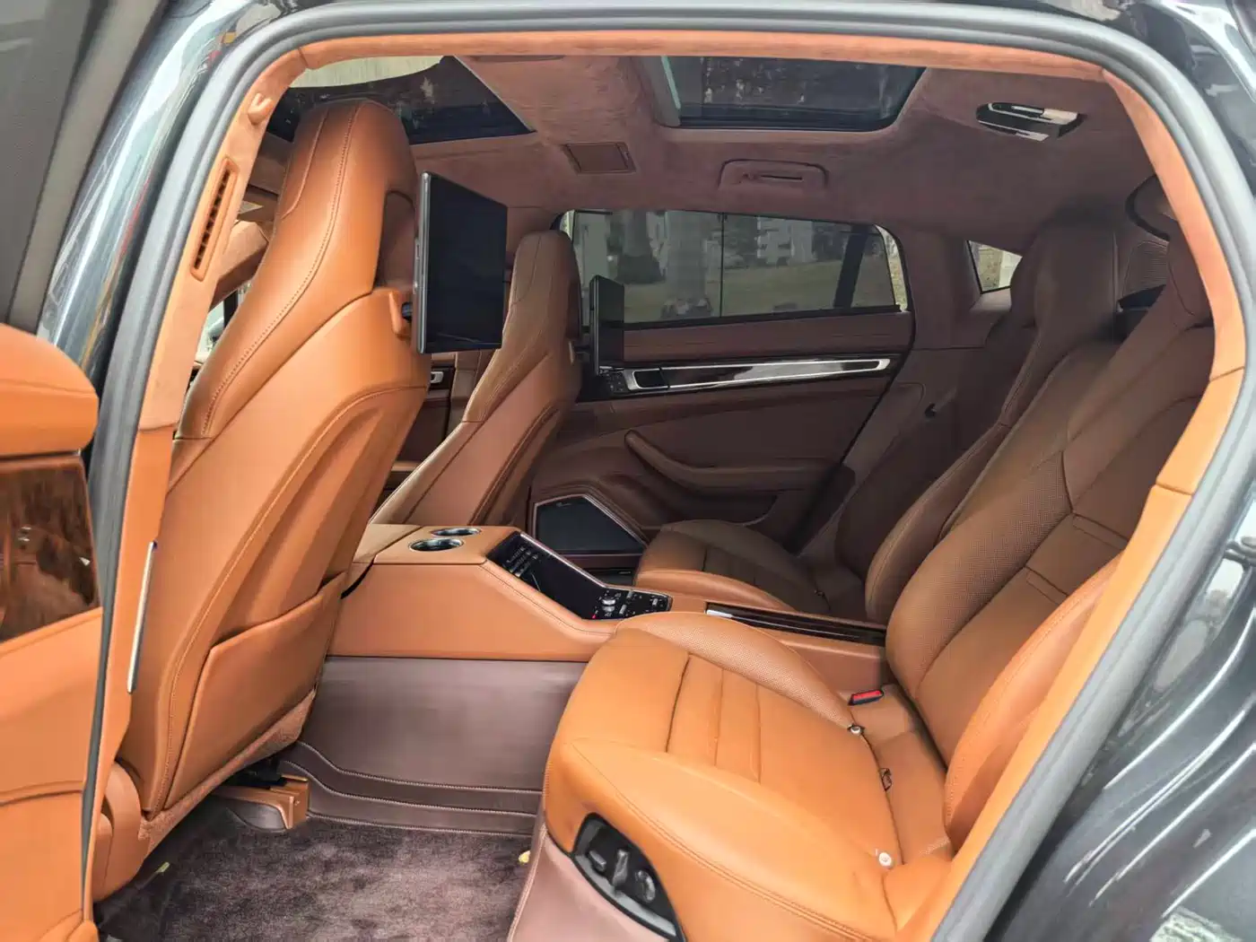 Porsche Panamera New Energy 2023 Panamera Turbo S E-Hybrid Executive Long Wheelbase 4.0T фото 8