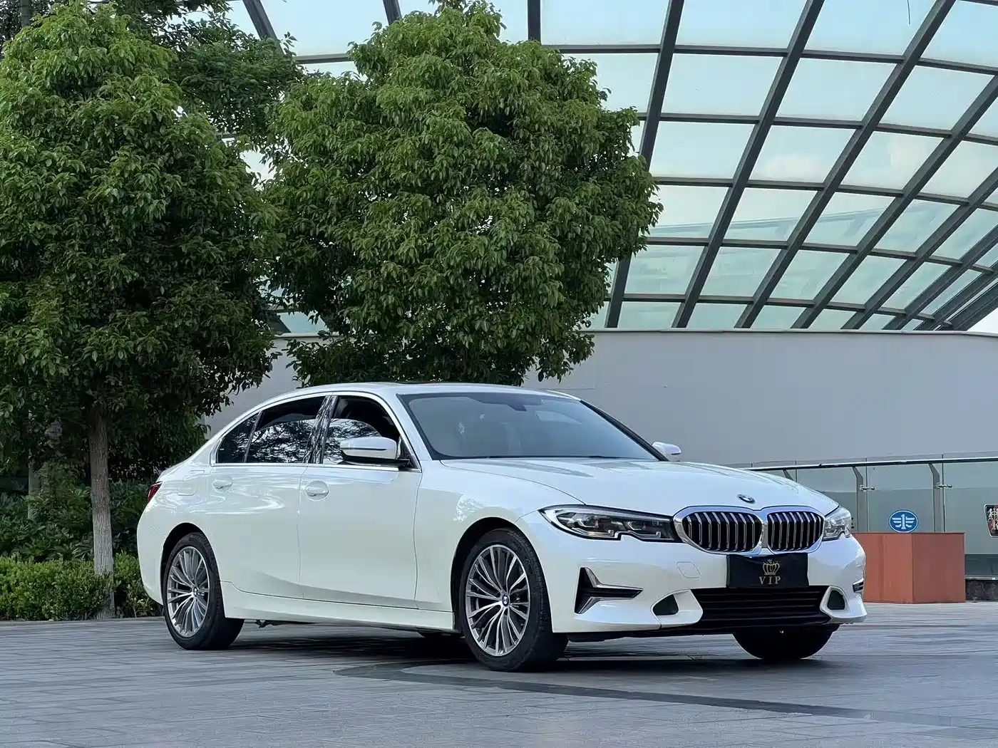 BMW 3 Series 2020 325Li Launch Edition фото 3