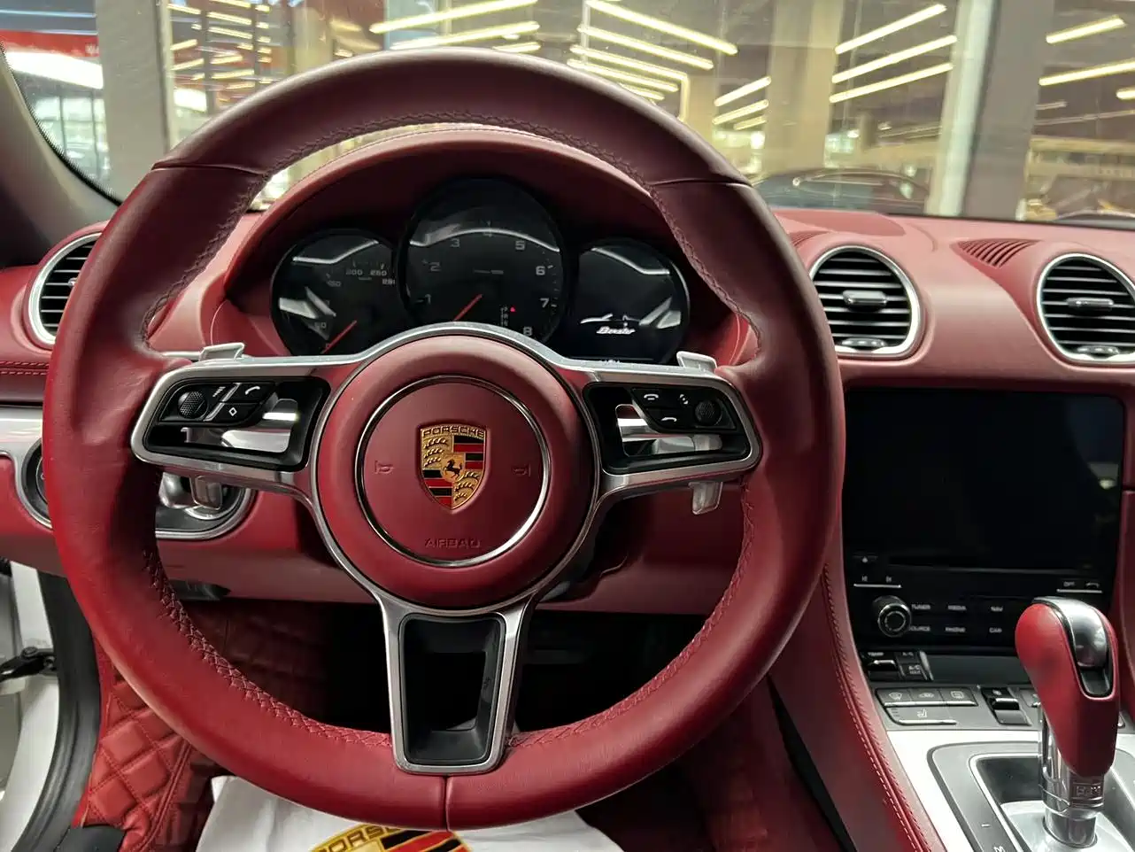 Porsche 718 2020 Boxster 2.0T фото 6