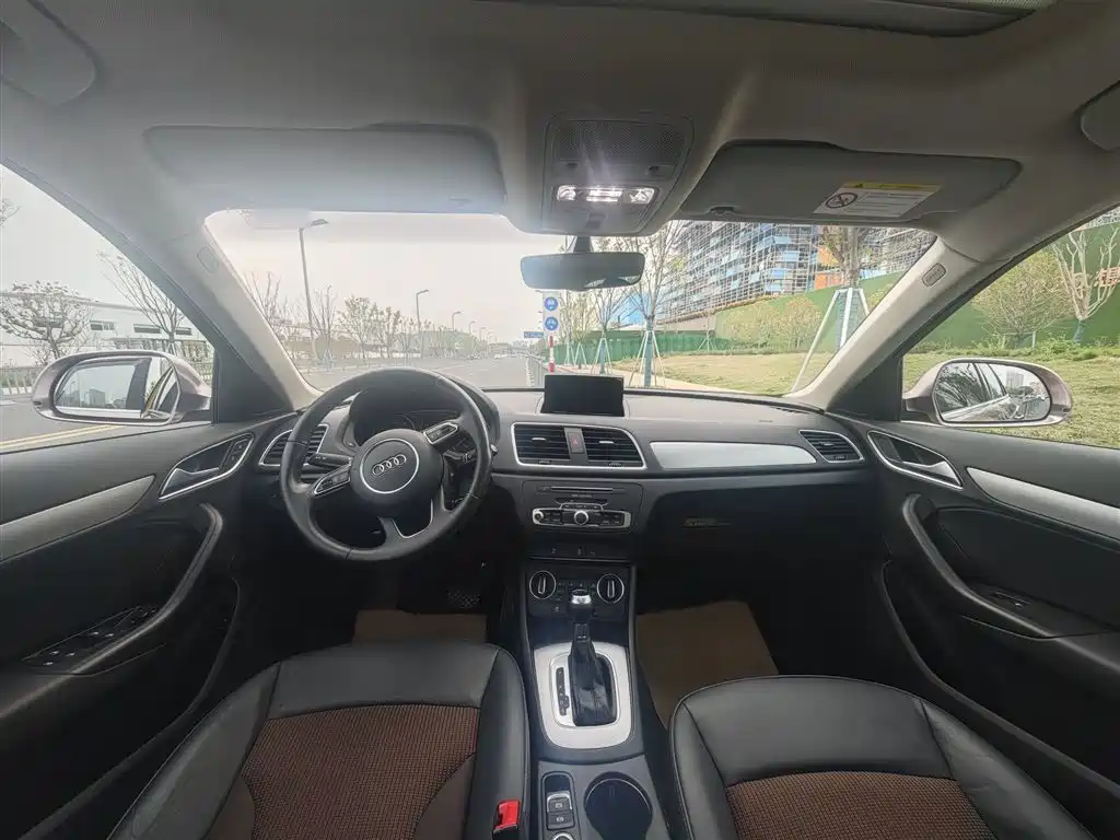 Audi Q3 2017 30 TFSI Fashion фото 13