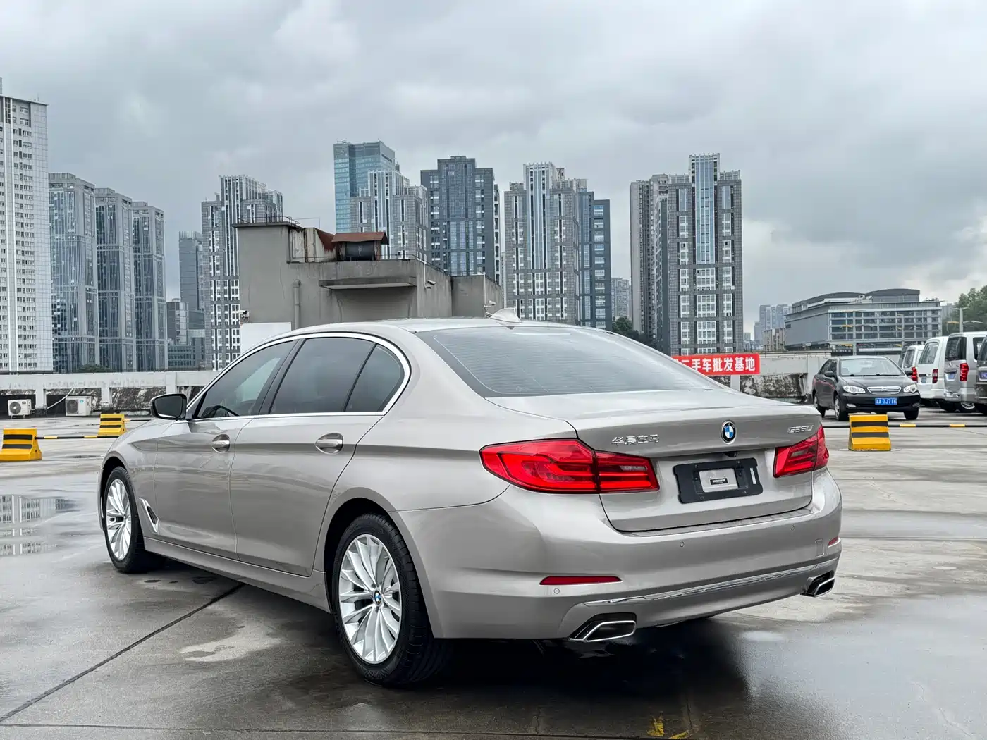 BMW 5 Series 2020 525Li Luxury Package фото 17