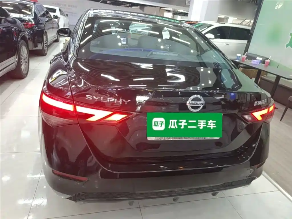 Nissan SYLPHY, миниатюра 6