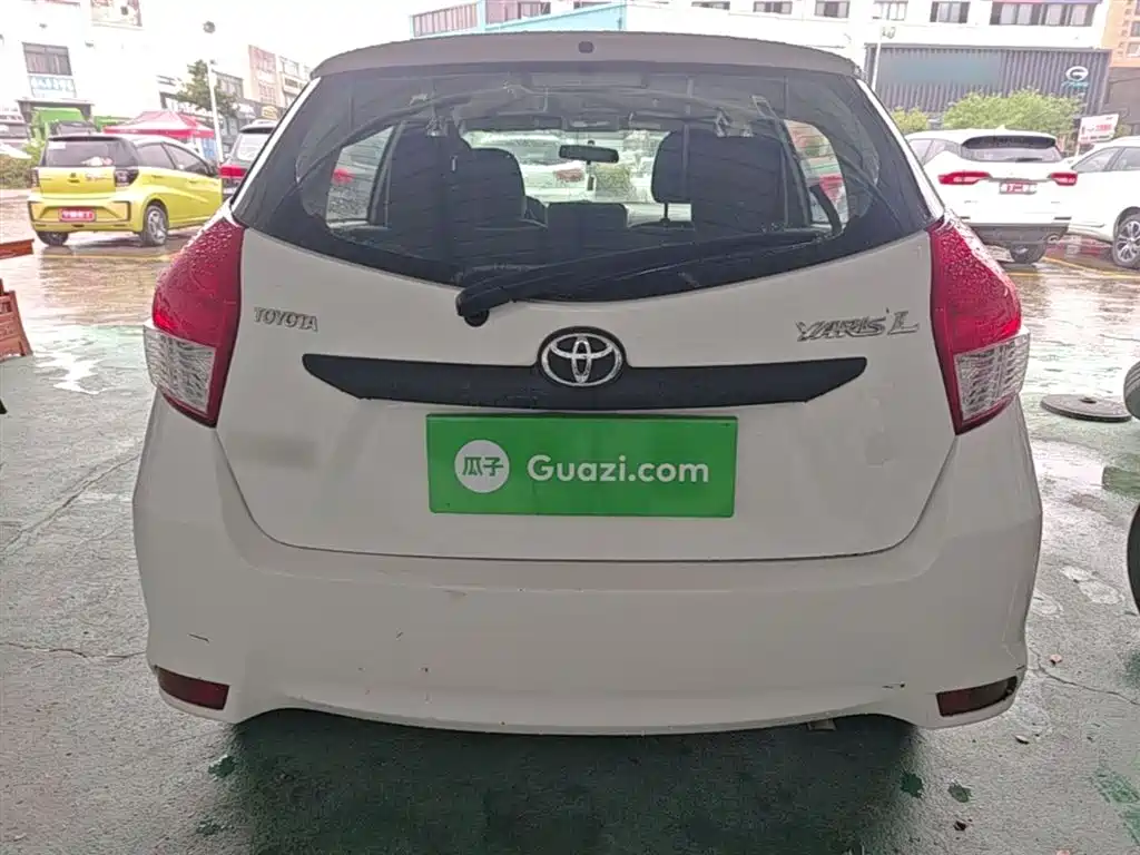 Toyota YARiS L Zhi Xuan 2014 1.3E Automatic Charming Edition фото 6