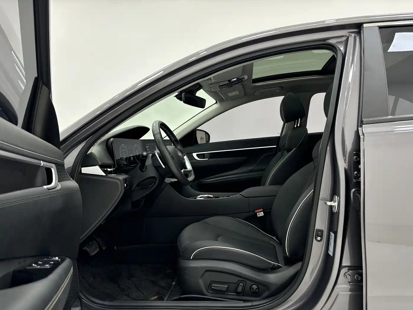 Hyundai Mistra 2021 270TGDi DCT TOP Flagship фото 7