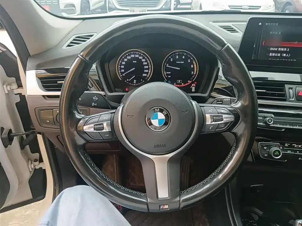 BMW X1 2021 Facelift sDrive25Li Leading фото 11