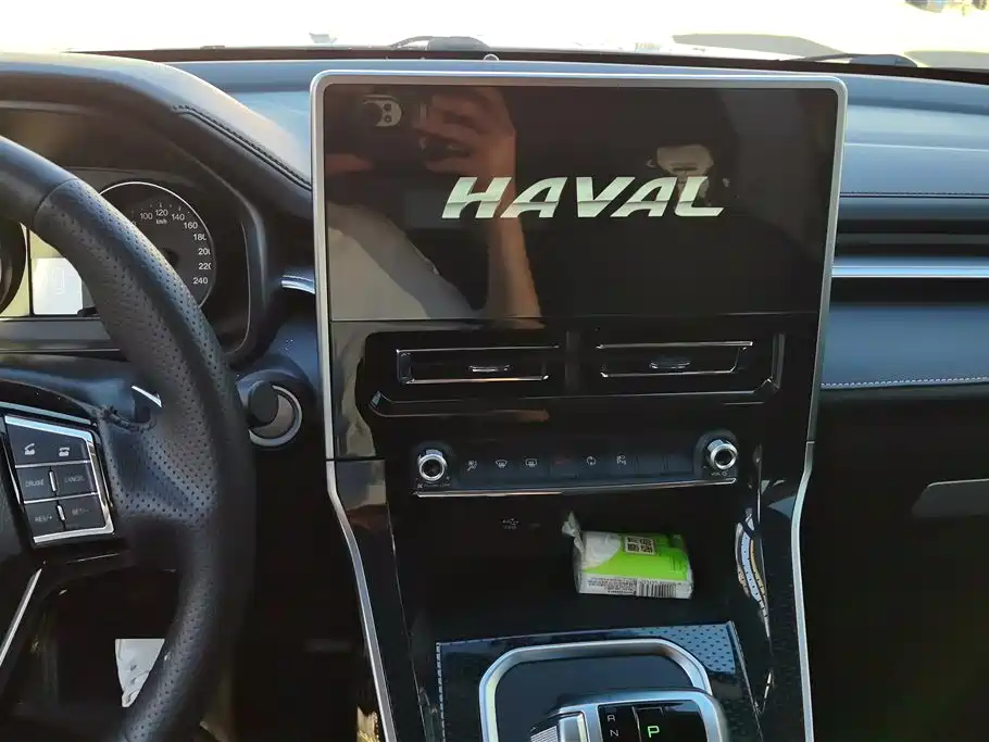 Haval M6 2021 PLUS 1.5T DCT Premium Smart Connect фото 13