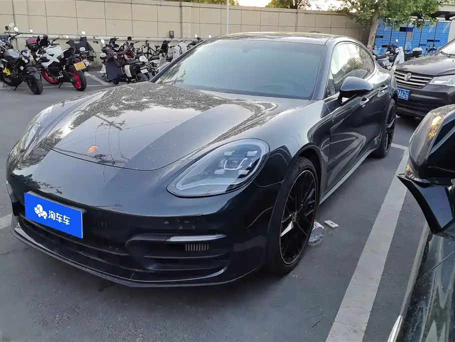 Porsche Panamera 2023 Facelift Panamera 2.9T Platinum Edition