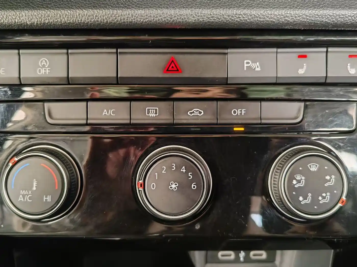 VOLKSWAGEN T ROC EXPLORING SONGS