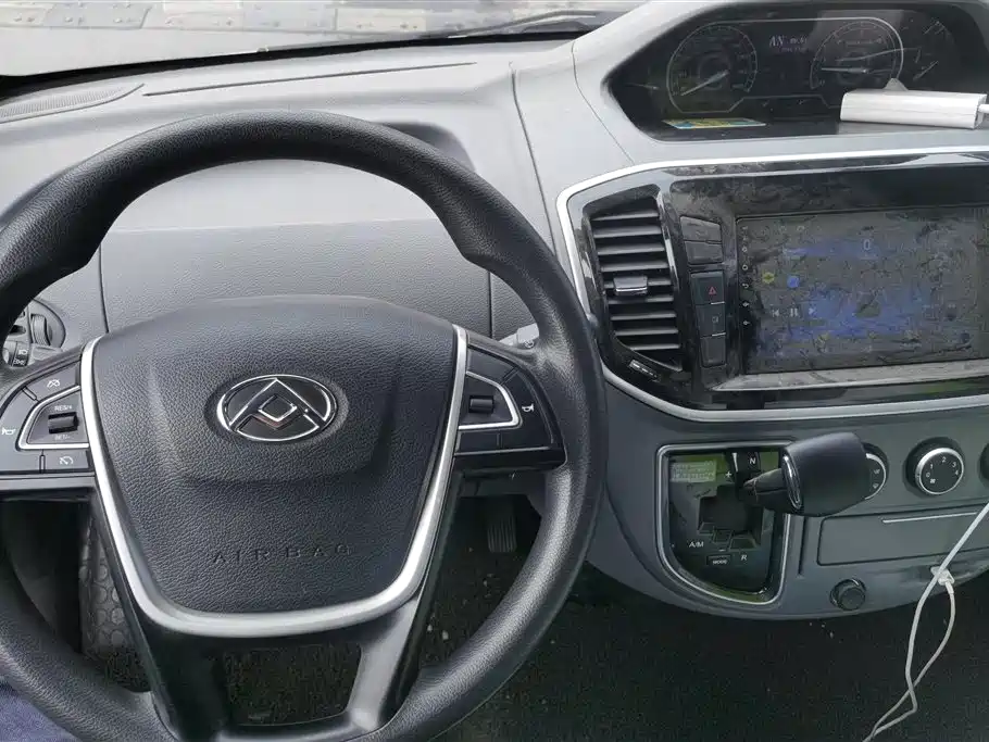 SAIC MAXUS XINTU V80