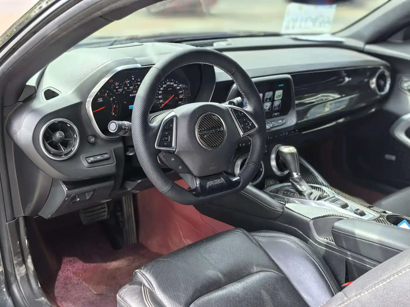 Chevrolet Camaro 2017 2.0T RS фото 5
