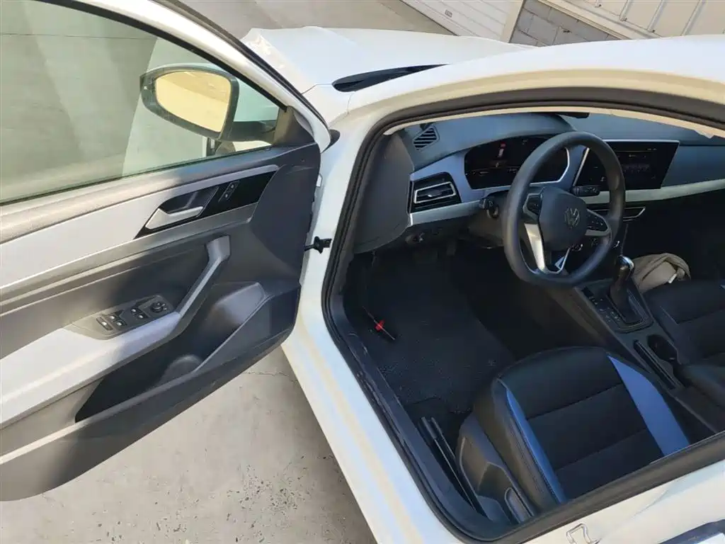 Volkswagen Lavida 2024 Model 1.5L Automatic Delight Edition фото 16