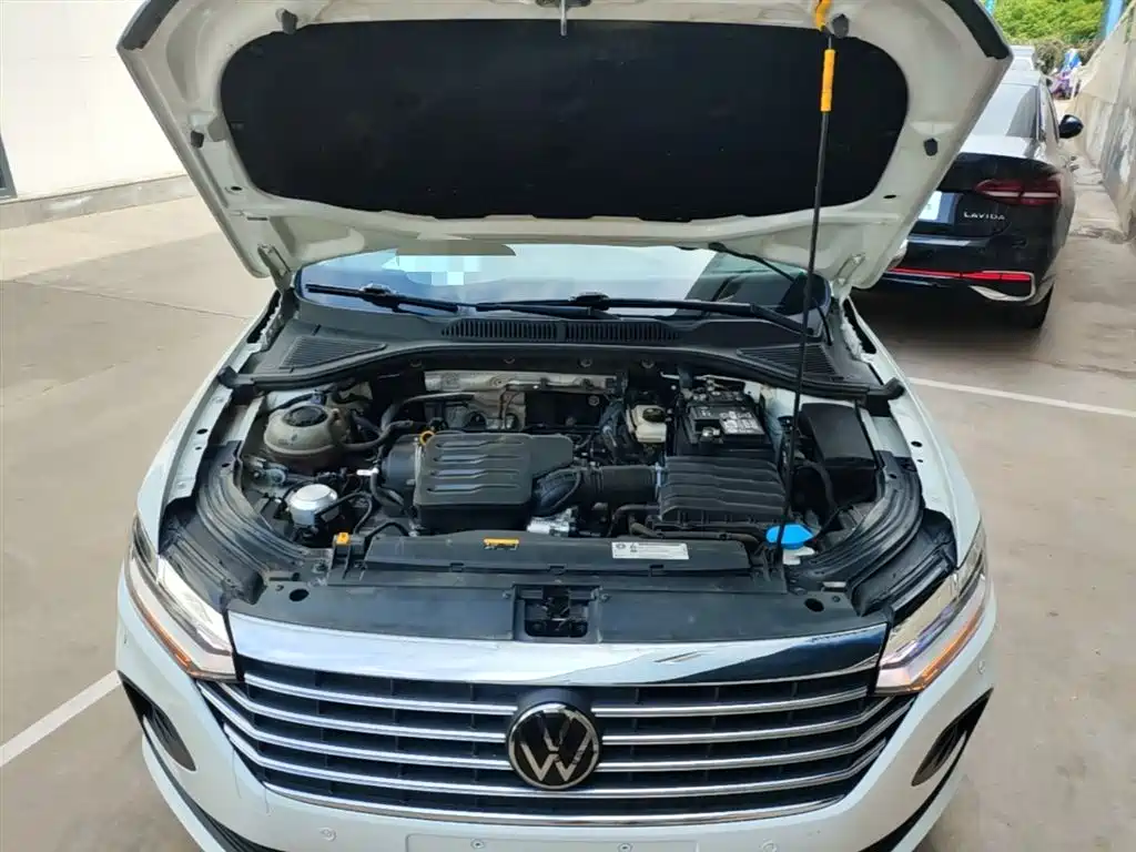 Volkswagen Lavida 2024 Model 1.5L Automatic Delight Edition фото 20