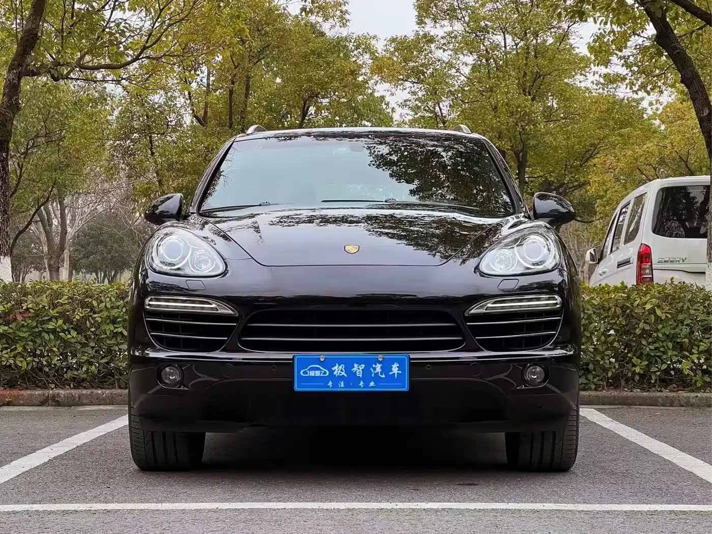 Porsche Cayenne 2011 Cayenne 3.0T фото 2