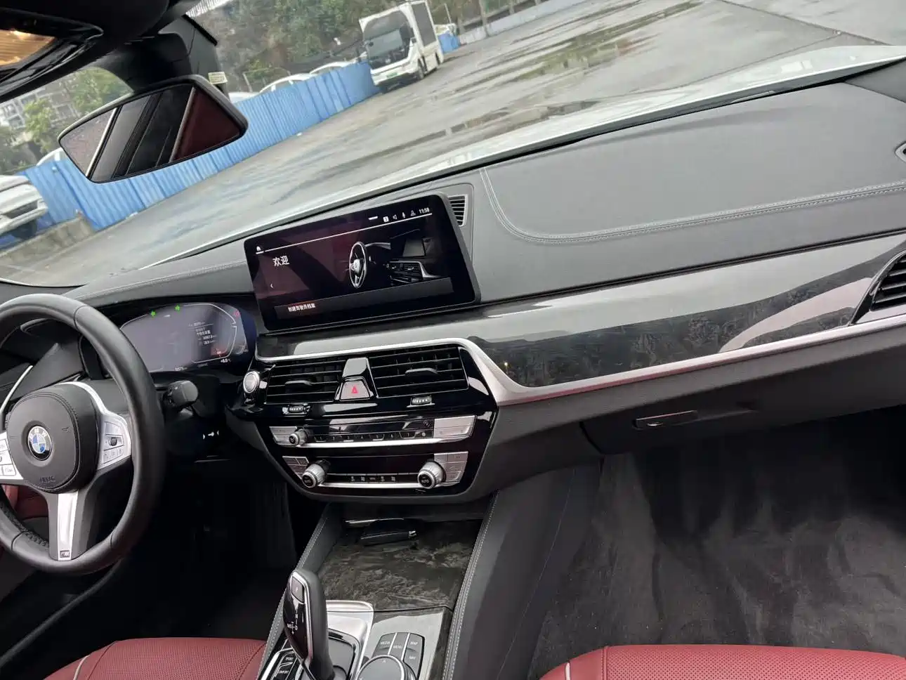 BMW 5 Series 2022 Model Second Facelift 525Li M Sport Package фото 13