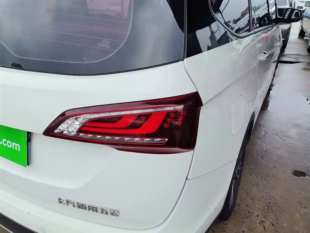 Фото 20 - Baojun 730