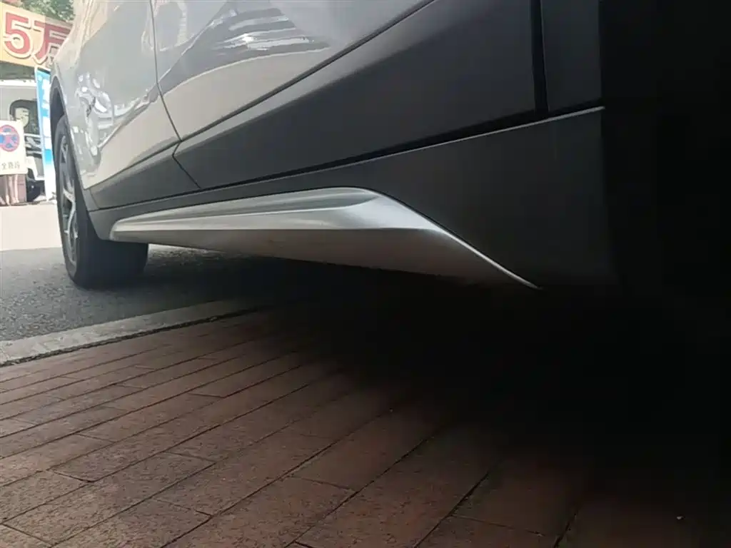BMW X1 2016 sDrive18Li Luxury Model фото 22