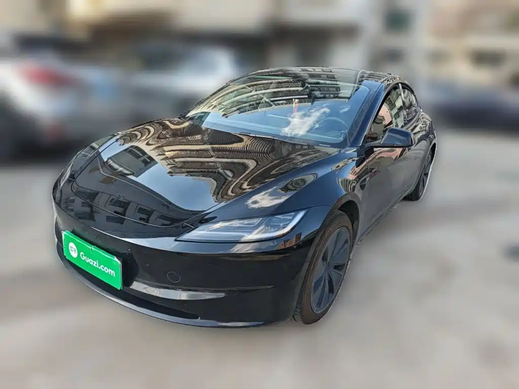 Tesla Model 3 2026 2025 Model Year Facelift Long Range Rear-Wheel Drive