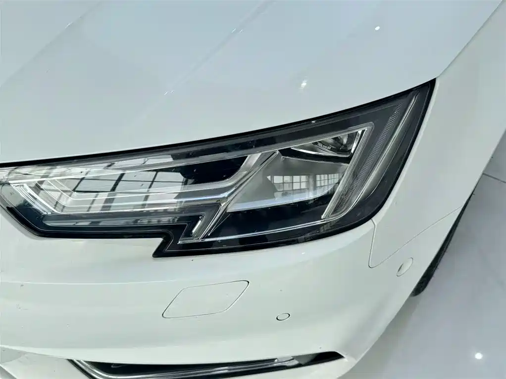 Audi A4L 2018 30th Anniversary 40 TFSI Sport фото 16