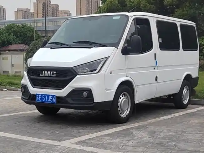 Jiangling Tesun 2019 2.8T Commercial Short Wheelbase Low Roof 6-Seater China VI JX493