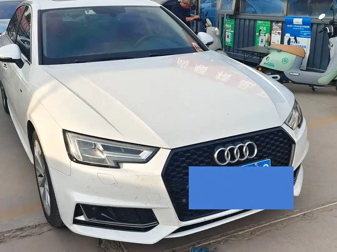 Audi A4L 2018 30th Anniversary 40 TFSI Fashion фото 2