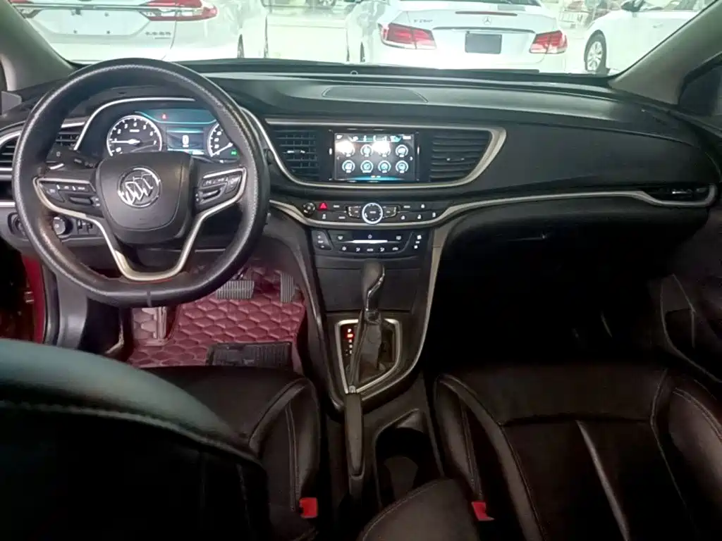 Фото 10 - Buick Excelle