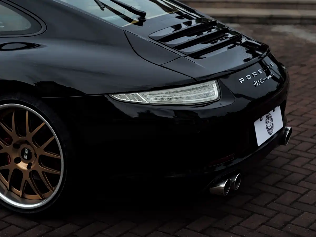 Porsche 911 2012 Carrera S 3.8L фото 10