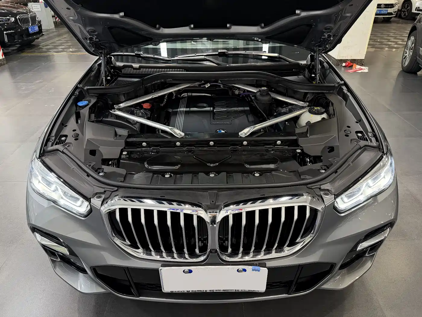 BMW X5 2022 Model xDrive 40Li M Sport Package фото 33