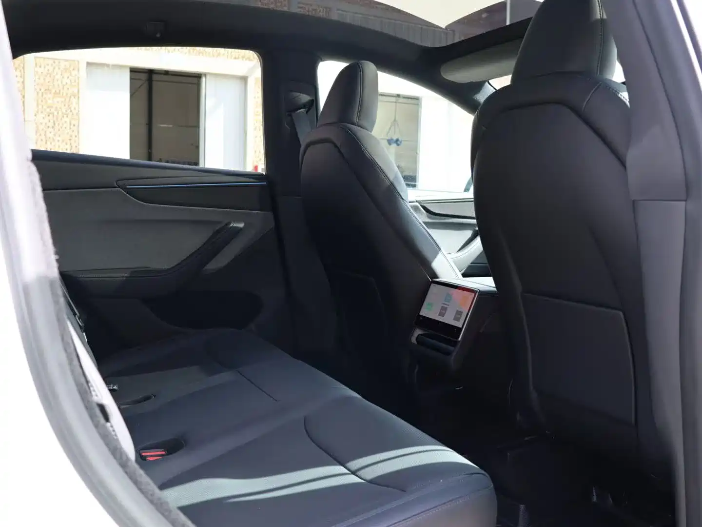 Фото 9 - Tesla Model Y