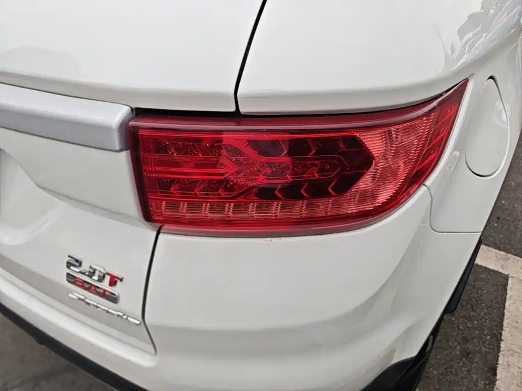 Landwind X7 2016 2015 2.0T Panoramic Flagship Edition