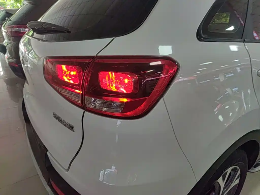 KIA KX3 PROUD RUN