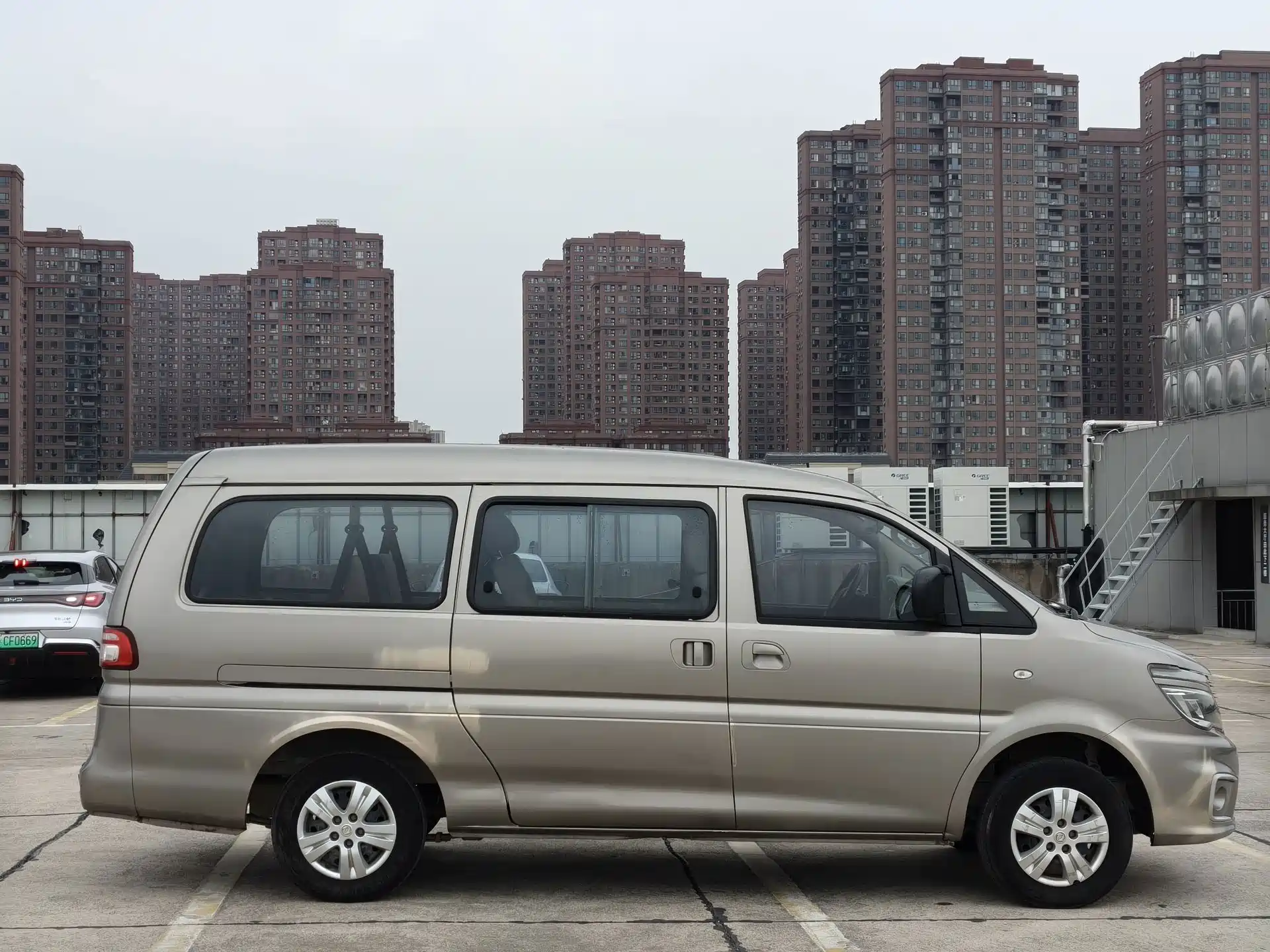 صورة 8 - Dongfeng Fengxing Lingzhi