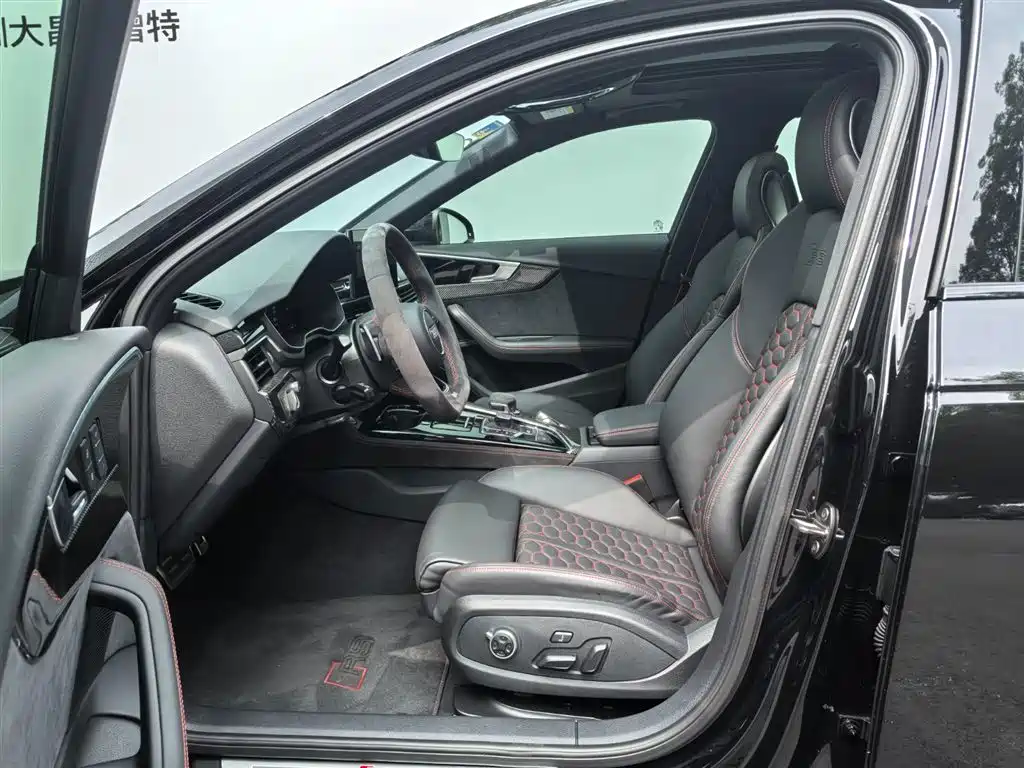 Audi RS 4 2026 2024 RS4 Avant Ignition Edition