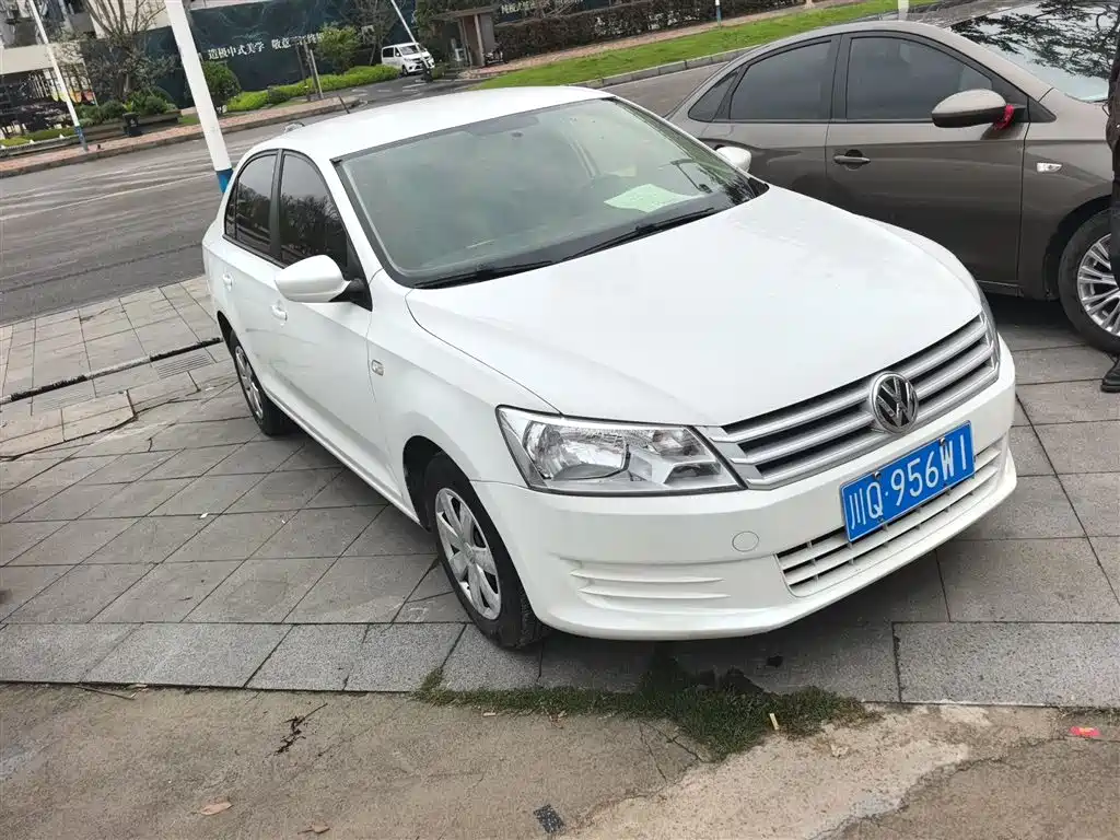 Volkswagen Santana 2015 1.6L Manual Trend Edition фото 4