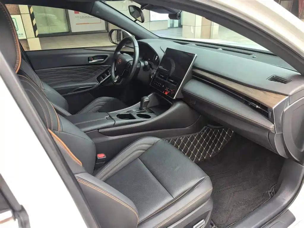 Toyota Avalon 2024 2.0L Luxury Edition фото 19
