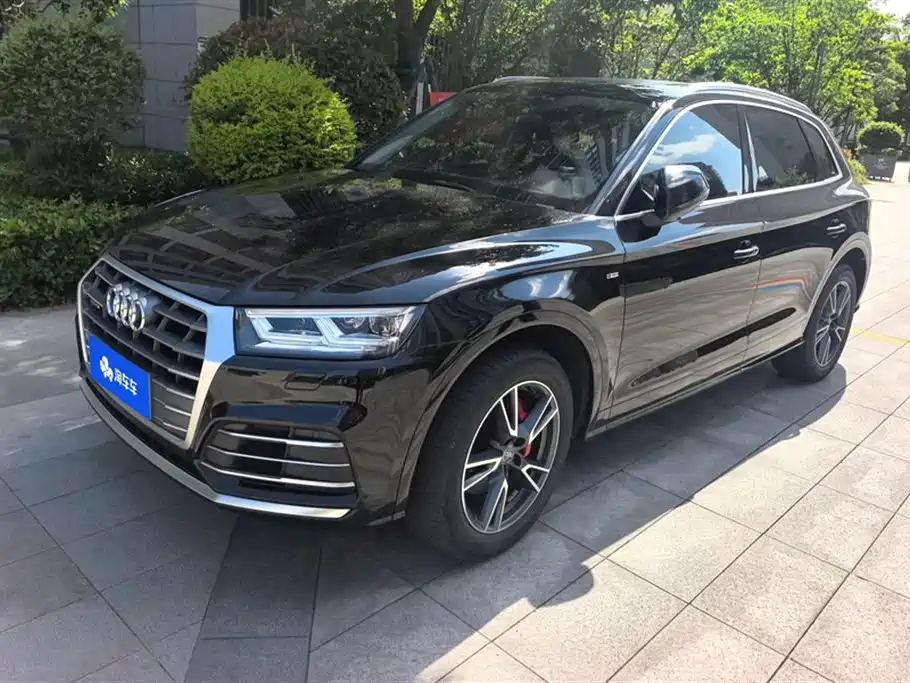 Audi Q5L 2020 Facelift 40 TFSI Honor Fashion