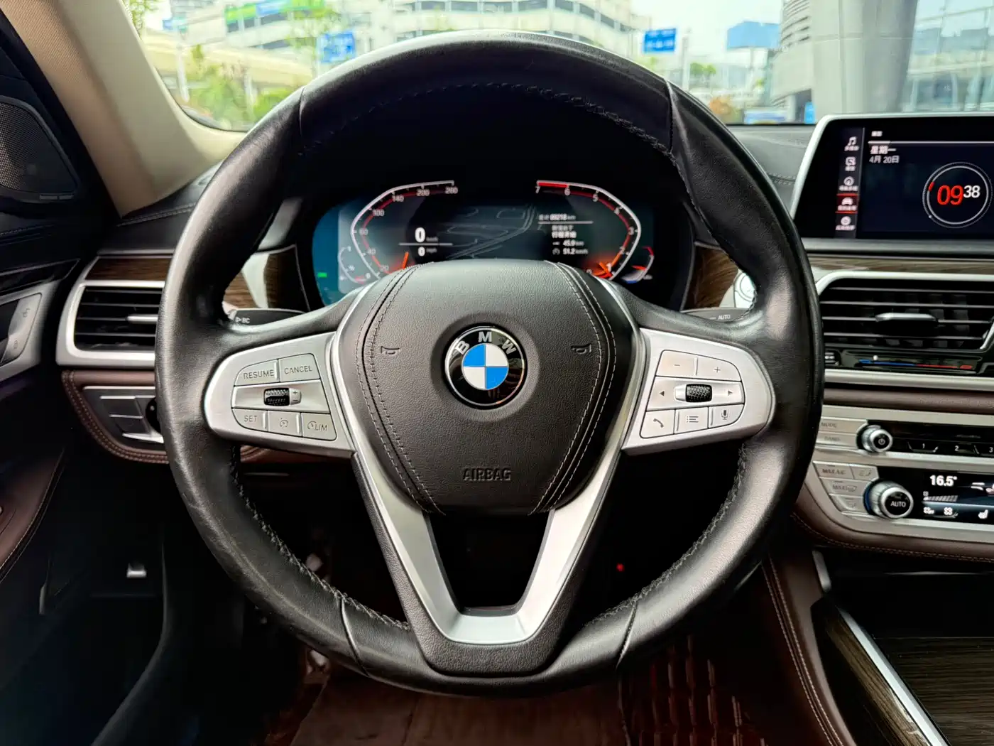 BMW 7 Series 2021 Model 730Li Luxury Package фото 15
