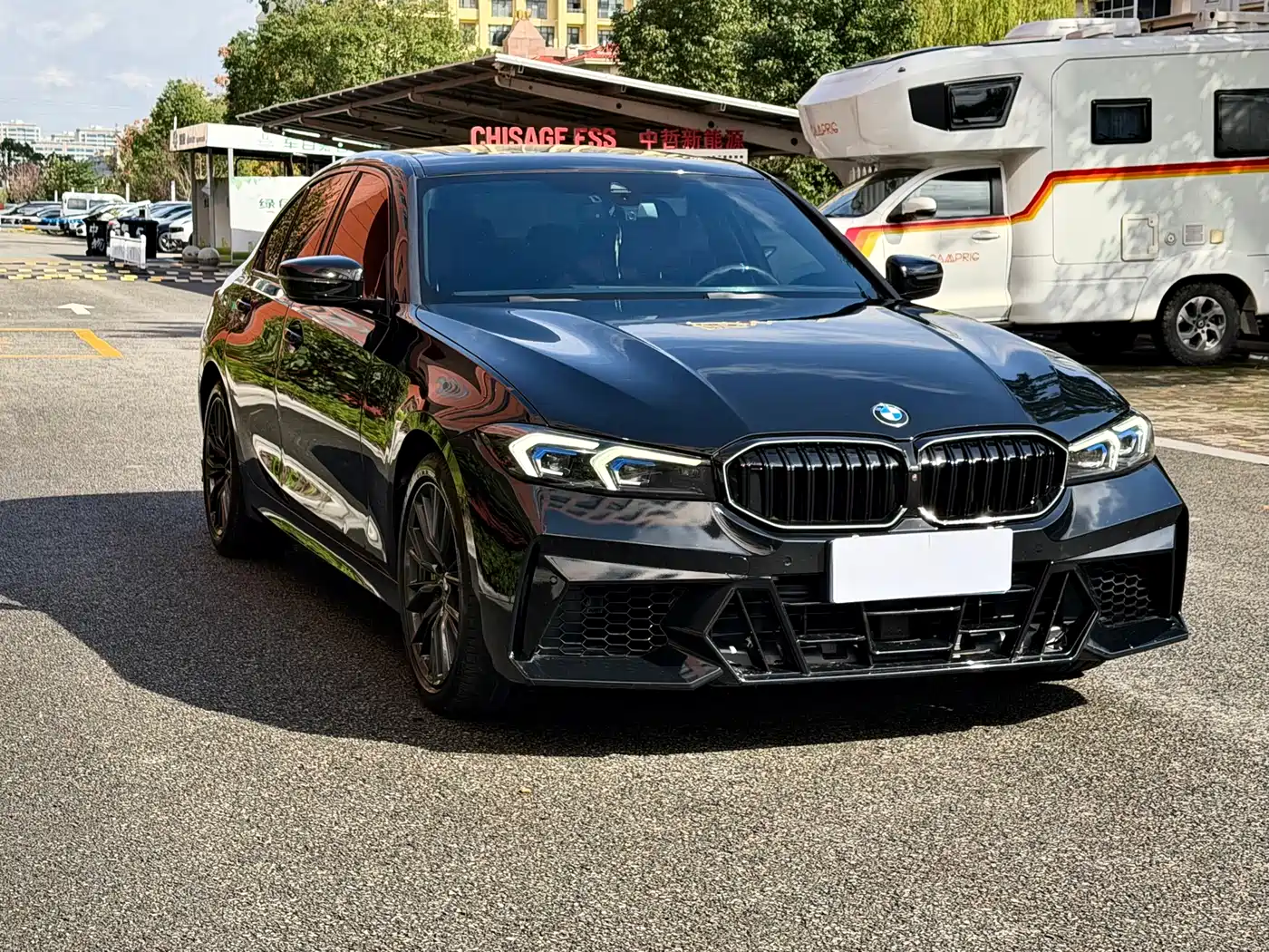 BMW 3 Series 2023 325i M Sport Package фото 3