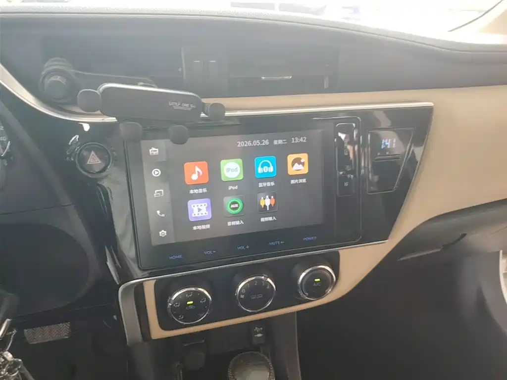 Toyota Corolla 2017 Facelift 1.2T S-CVT GL-i фото 13