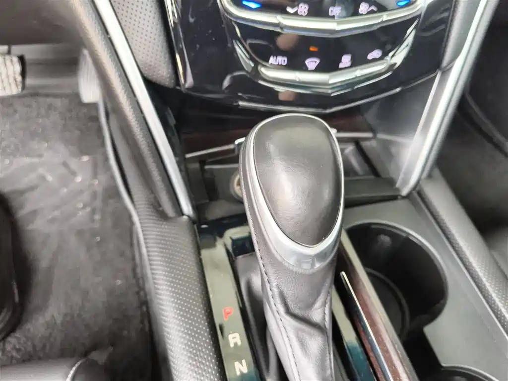 Cadillac XTS 2018 28T Technology фото 14