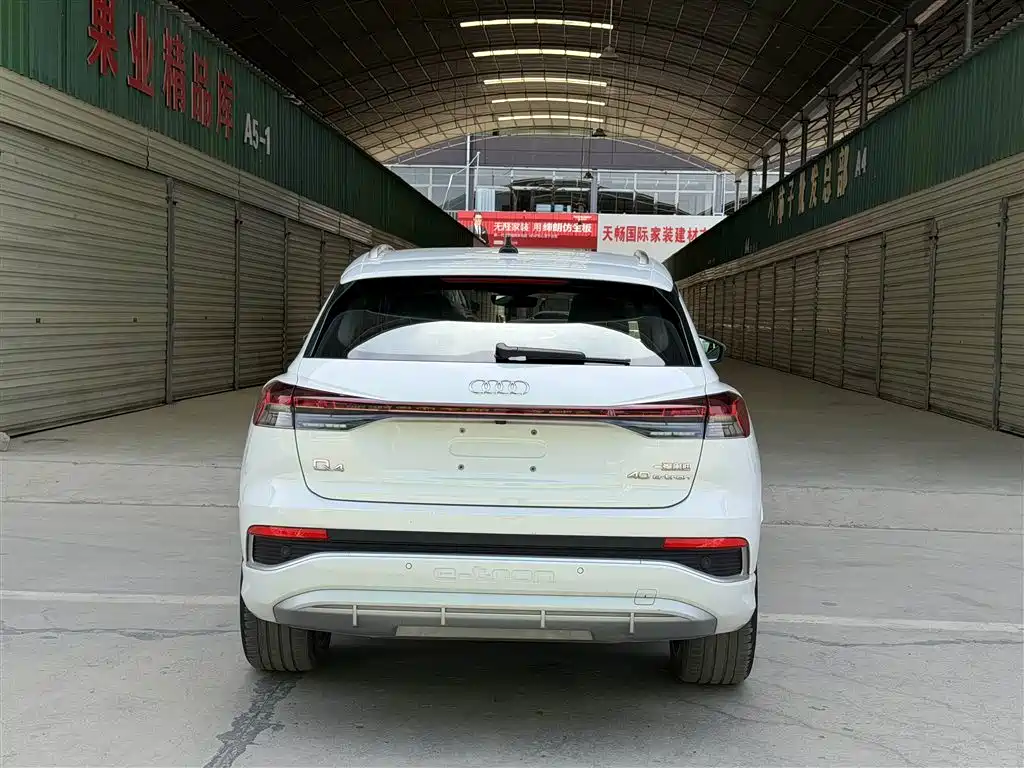 Audi Q4 e-tron 2024 40 e-tron Creation Edition фото 5