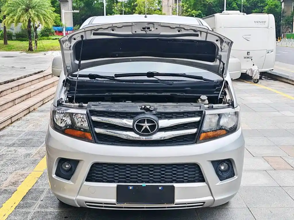 JAC Refine M3 2017 2018 Maker Edition 1.6L Luxury