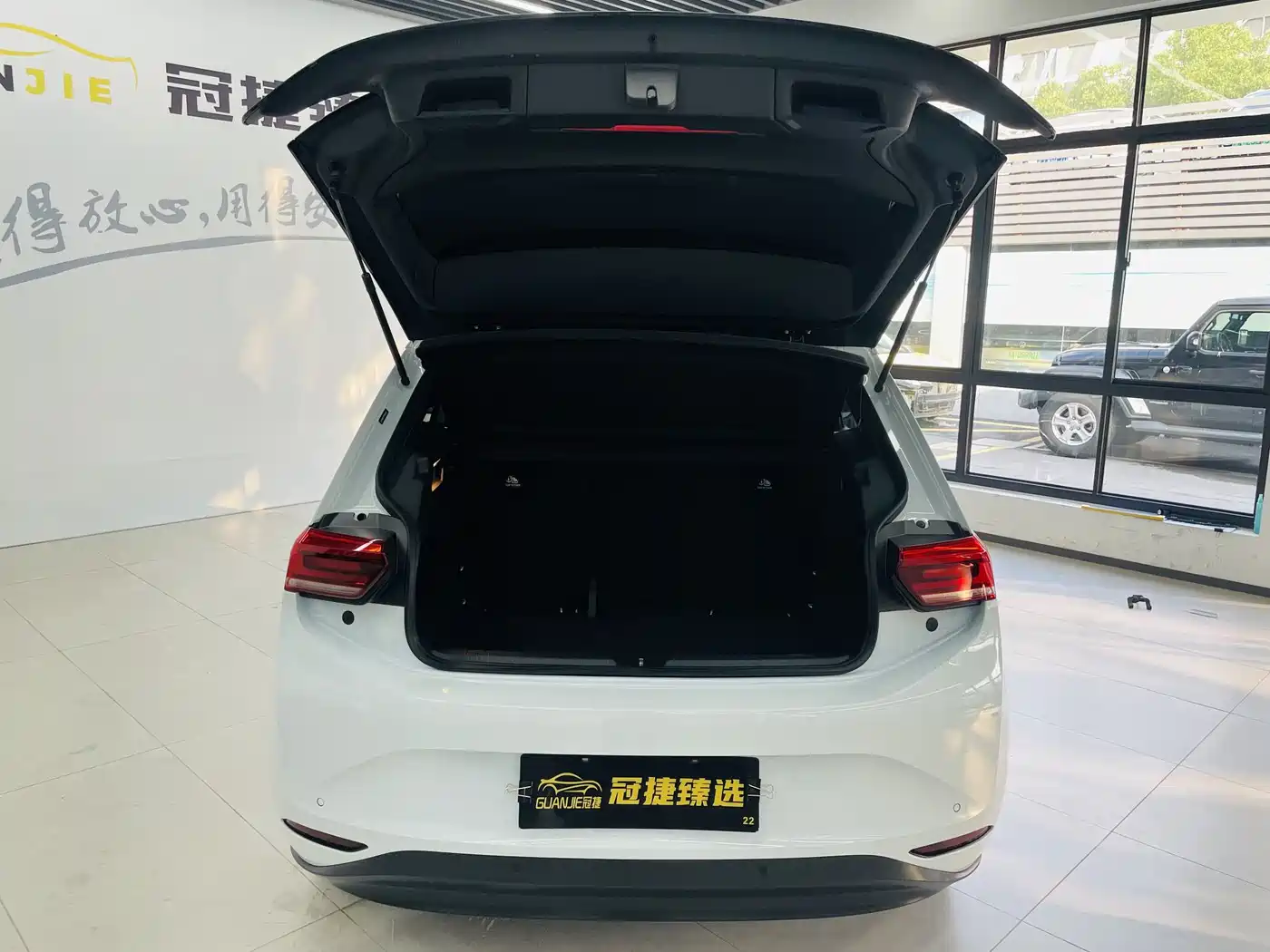 Volkswagen ID.3 2023 Upgraded Pure Intelligence Edition фото 14