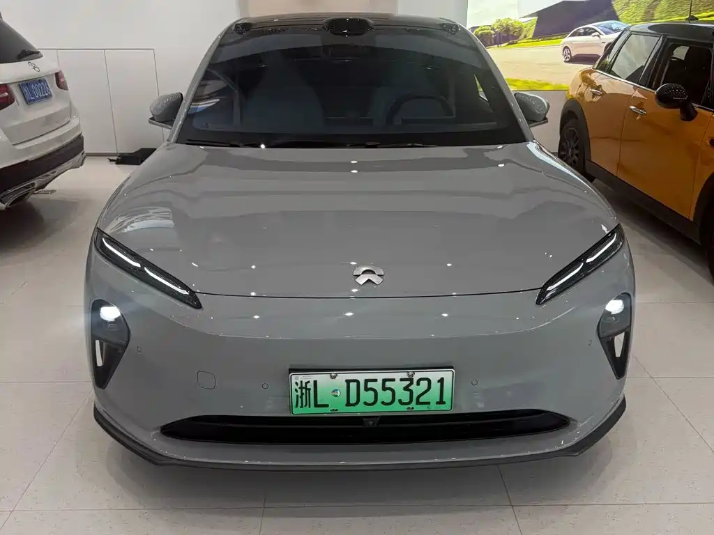 Фото 2 - NIO ET5T