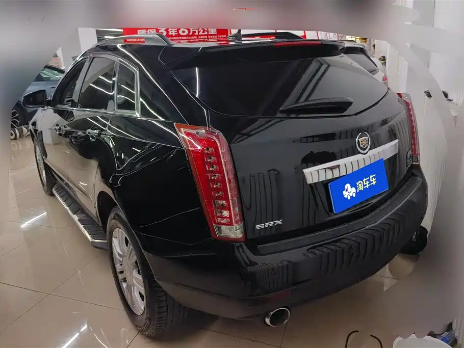 Cadillac SRX 2015 3.0L Comfort фото 3