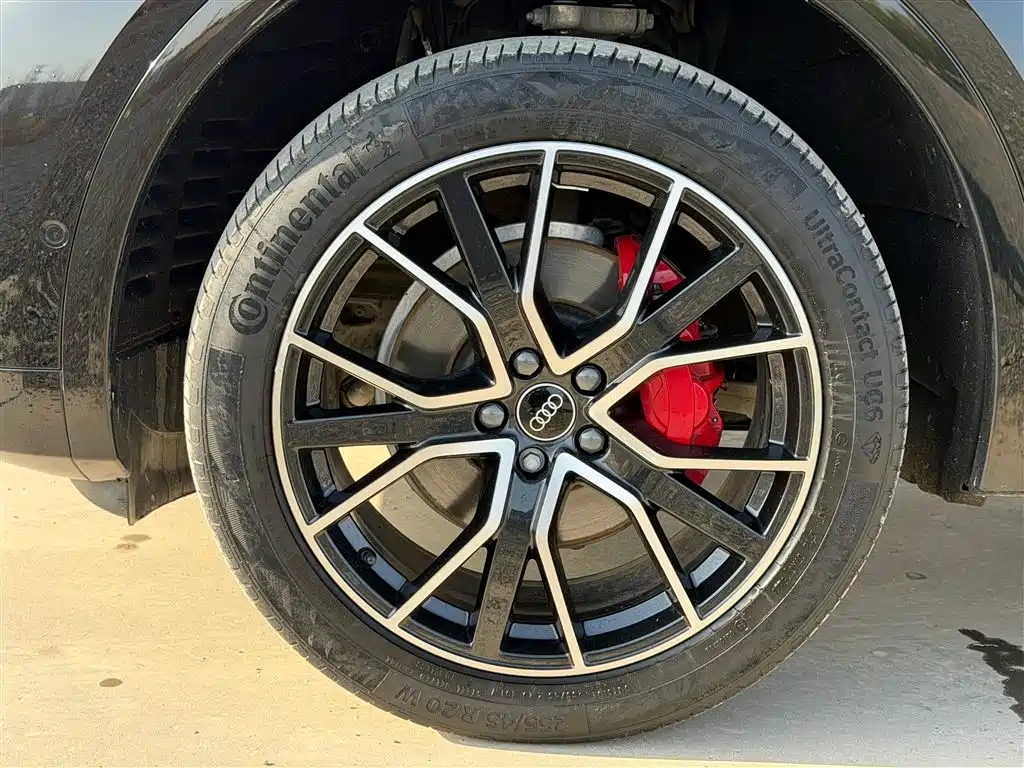 Audi Q5L 2024 Model 45 TFSI Luxury Dynamic фото 14