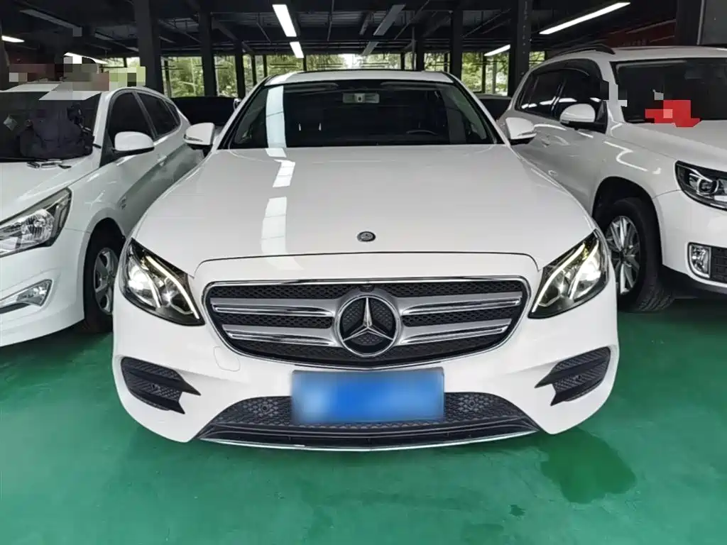 Mercedes-Benz E-Class 2016 E 300 L Sport Fashion Type фото 3