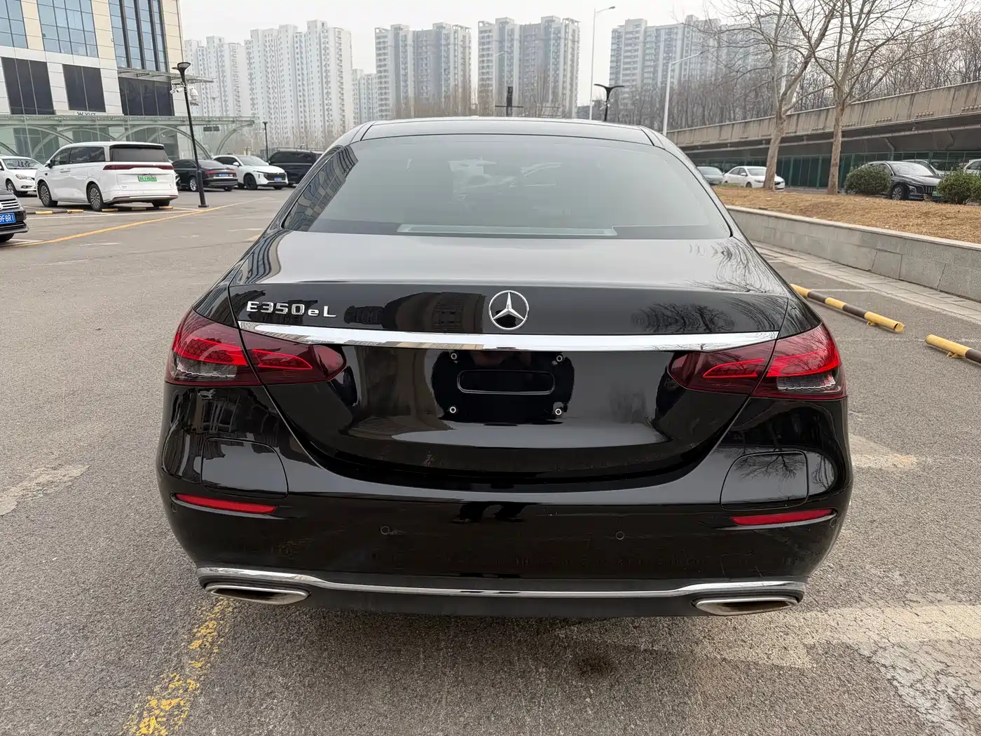 Mercedes-Benz E-Class New Energy 2023 E 350 e L Plug-in Hybrid Sedan фото 9