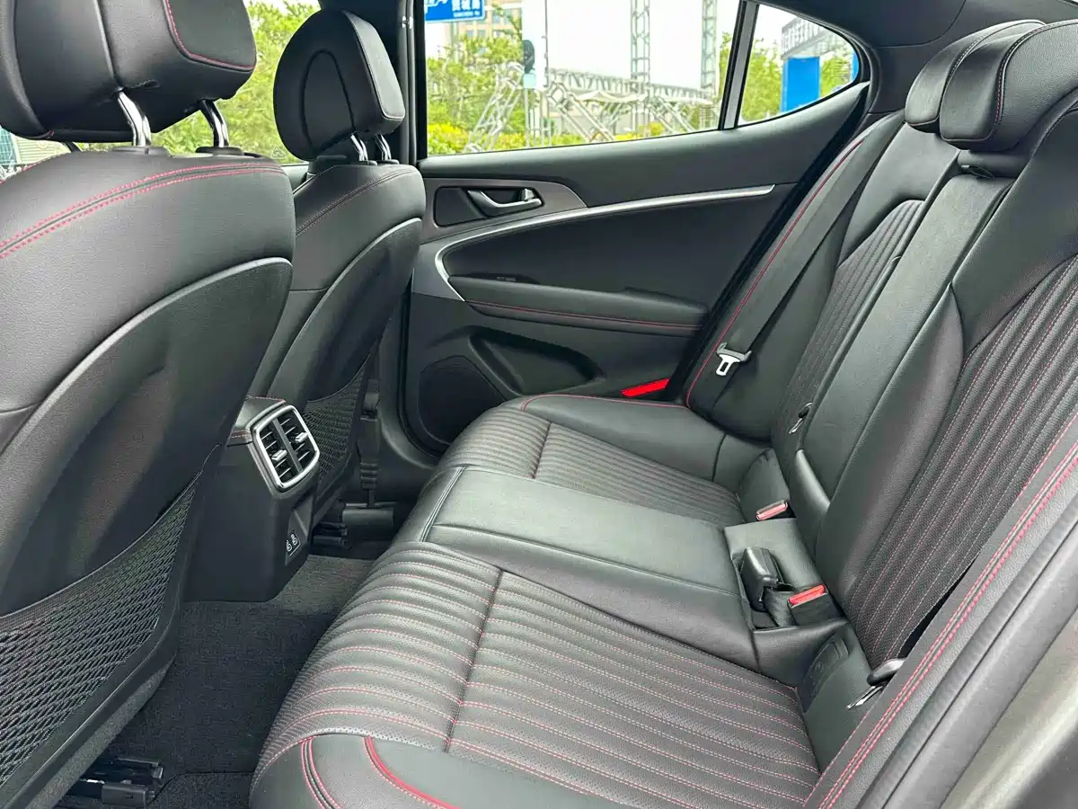 Genesis G70 2024 2.0T RWD Luxury Edition фото 12