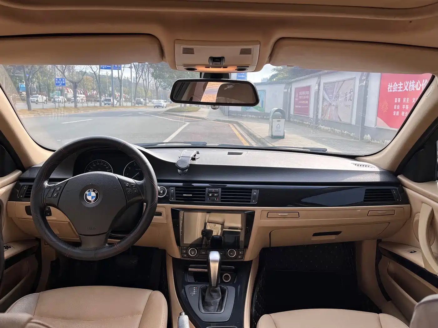 BMW 3 Series (Import) 2012 318i Leading фото 7