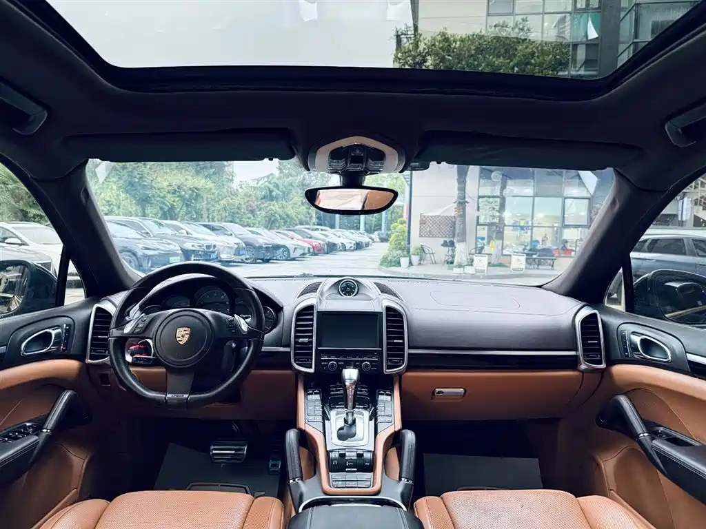 Porsche Cayenne 2011 Cayenne 3.0T фото 14